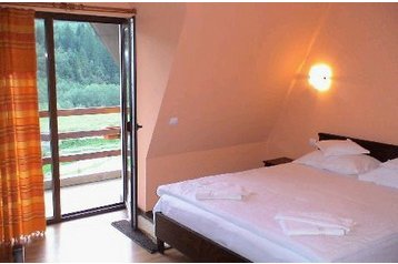 Rumunia Privát Lepşa, Zewnątrz